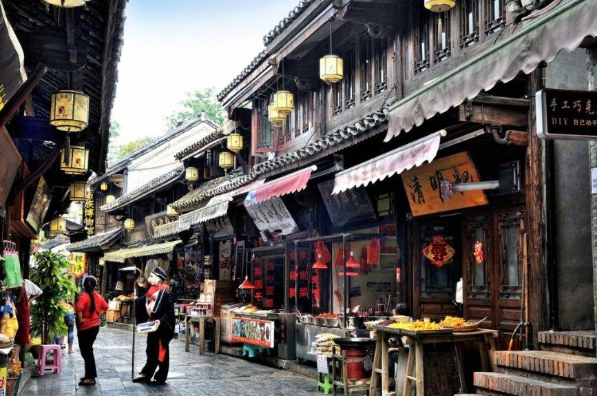 尹力会见太古股份有限公司主席